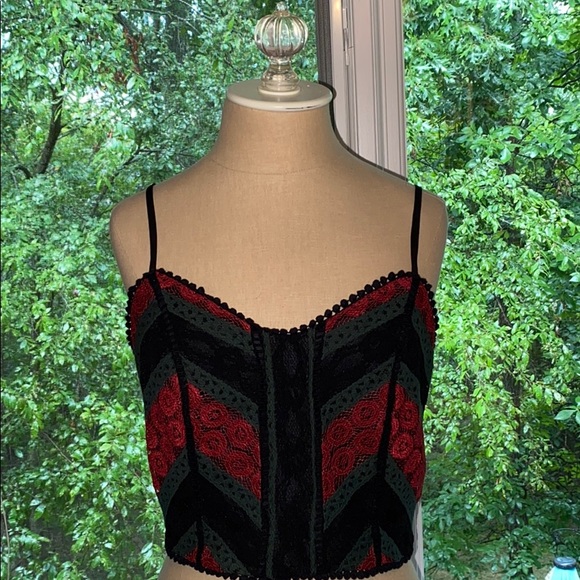 XHILARATION Lace crop top with adjustable straps - Picture 2 of 4